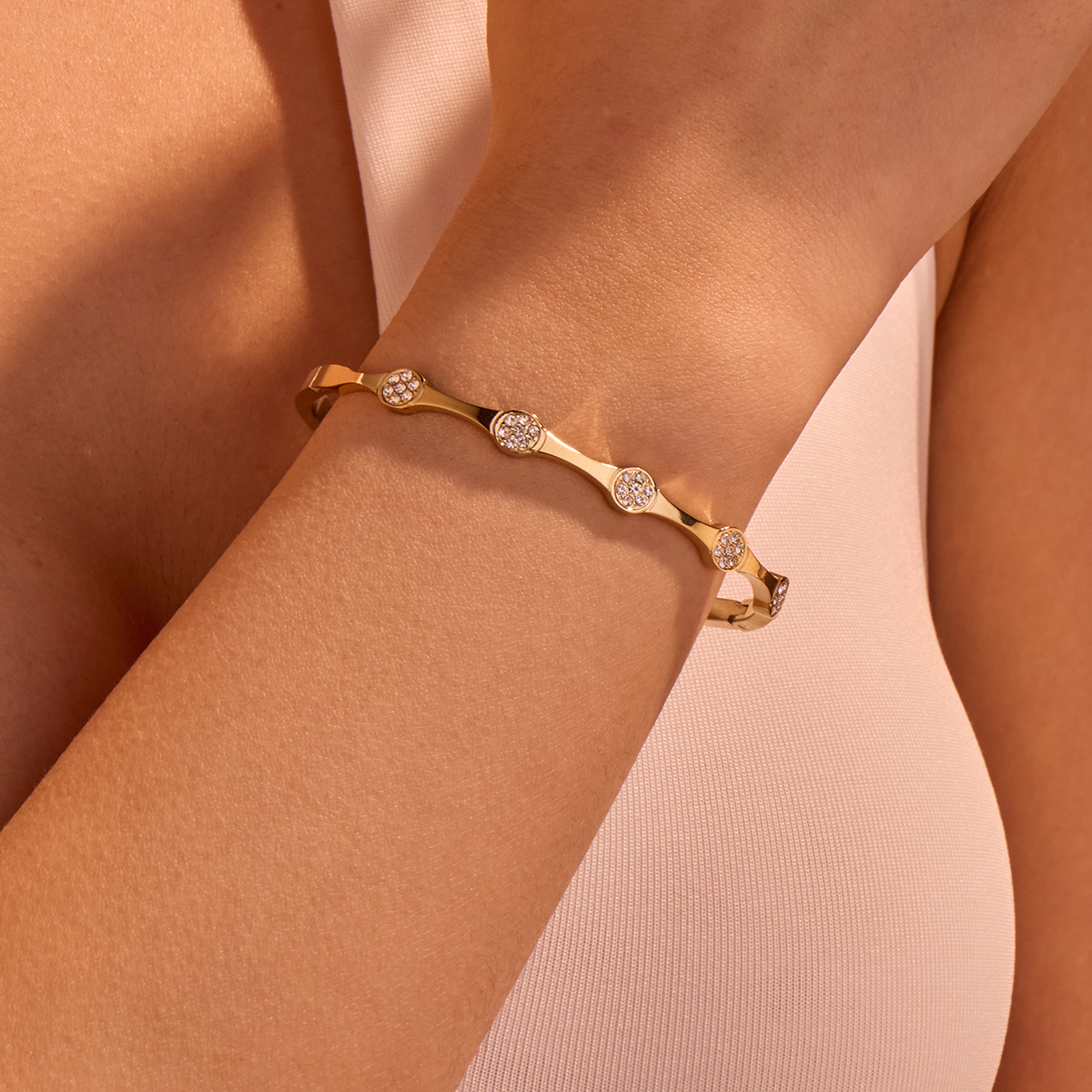 优雅简约奢华合金锆石手镯