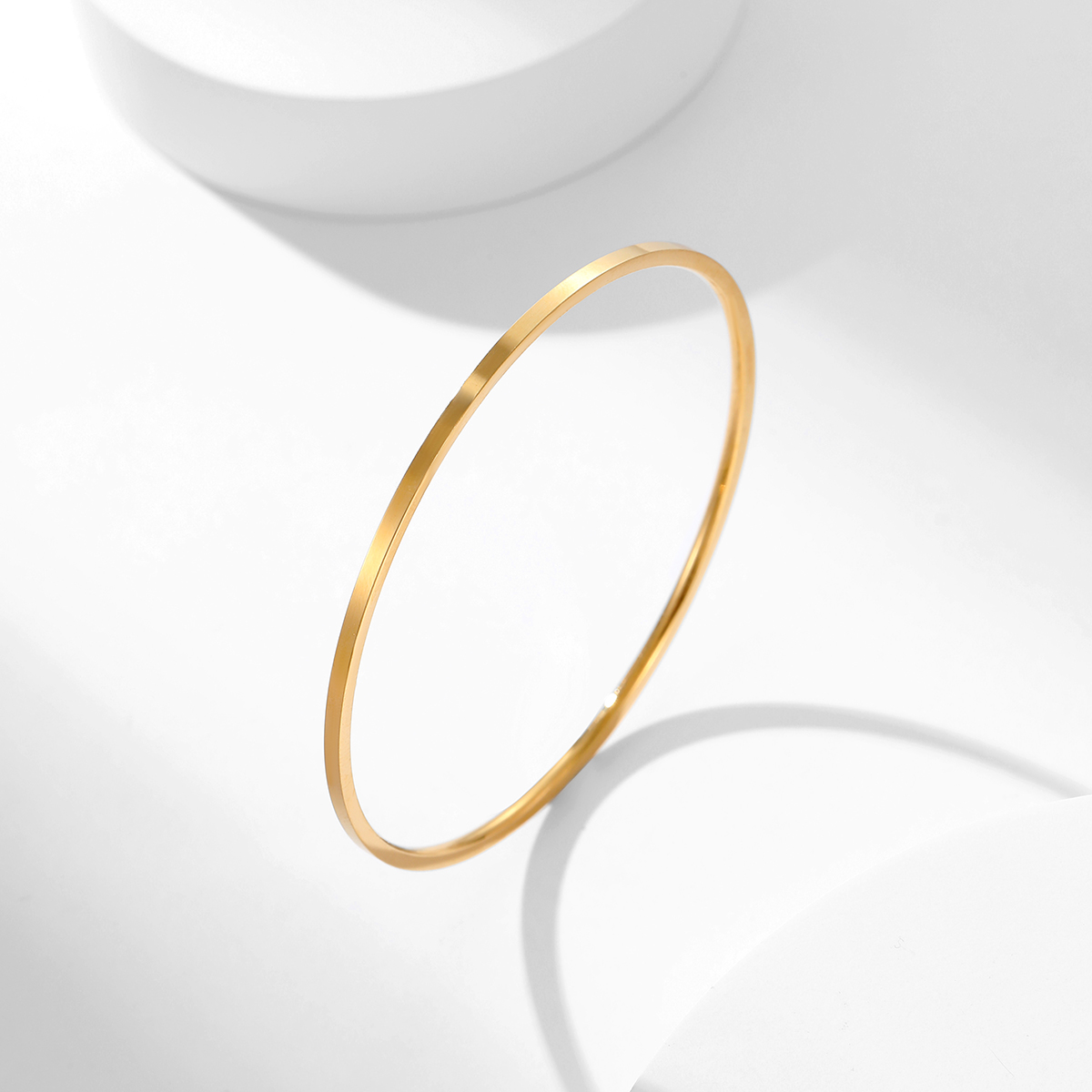  高品质抛光18K 镀金奢华手镯