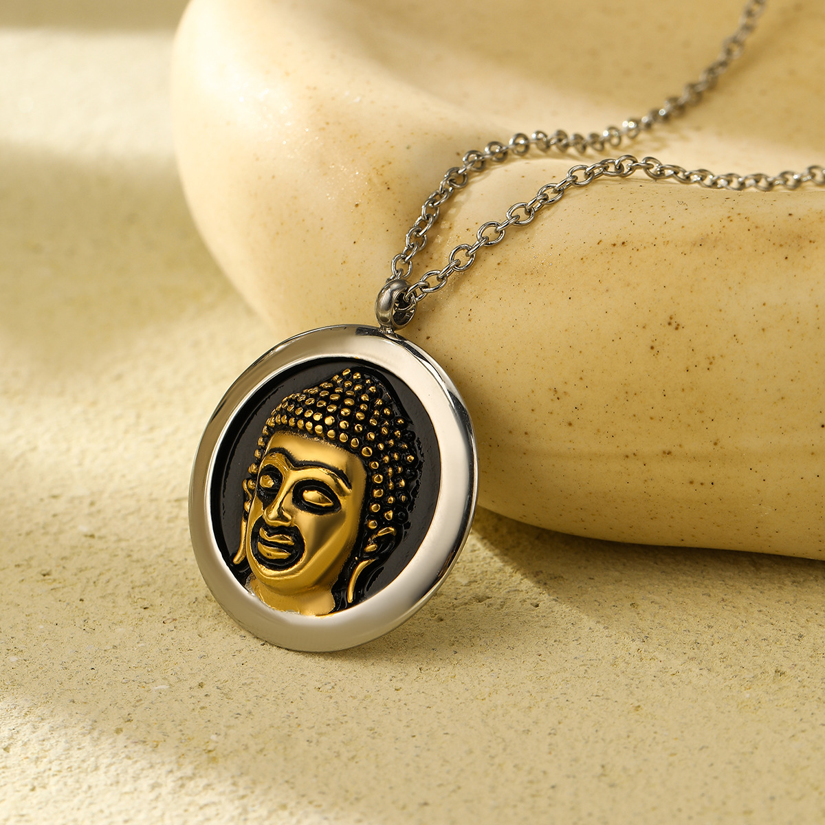 时尚不锈钢男士精神佛头吊坠